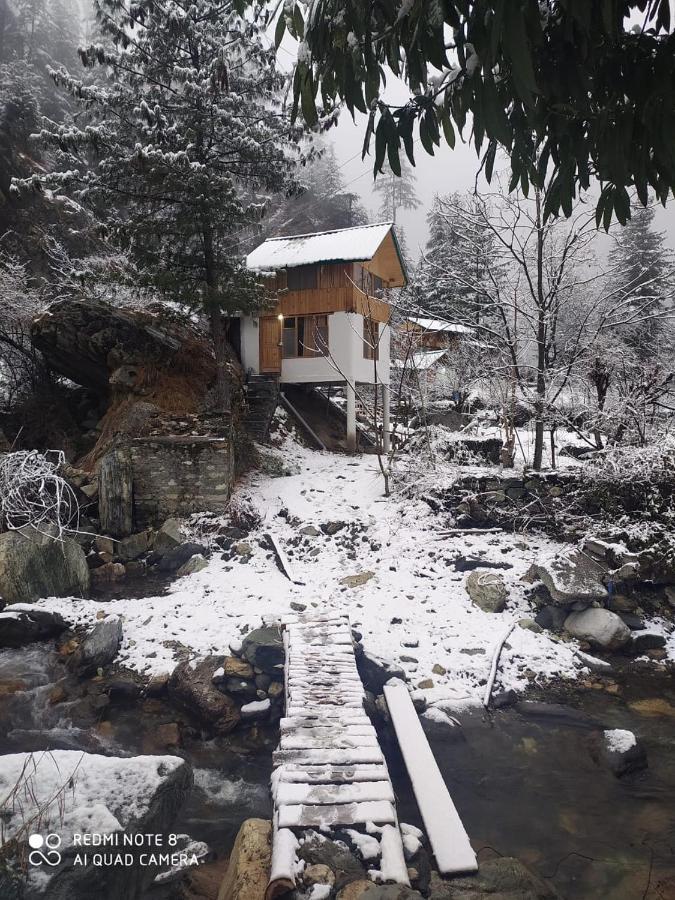 Moksha - By The River Villa Jibhi Екстериор снимка