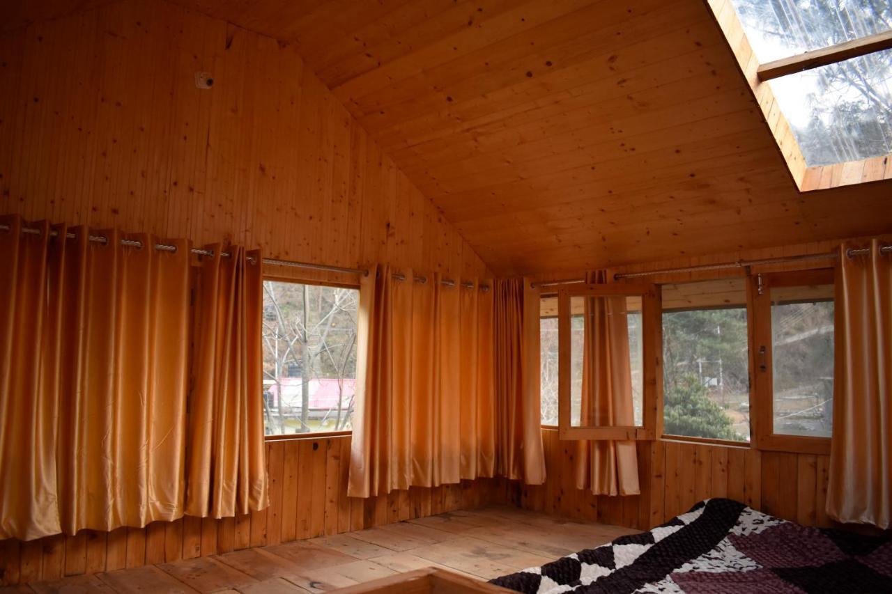 Moksha - By The River Villa Jibhi Екстериор снимка