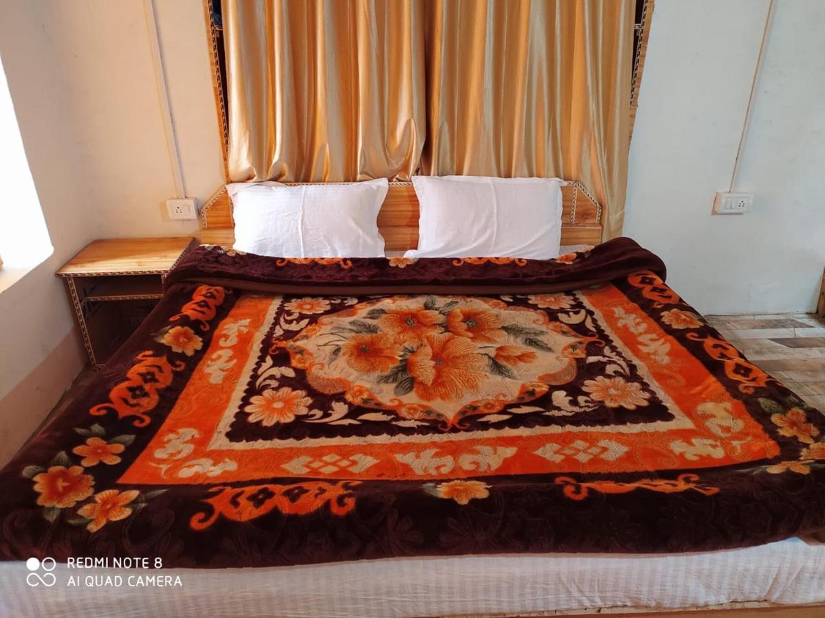 Moksha - By The River Villa Jibhi Екстериор снимка